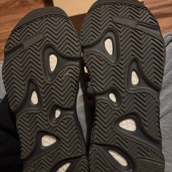 Adidas Black and Gray Yeezy Sneakers (metallic) Sz 10 - Picture 3 of 7